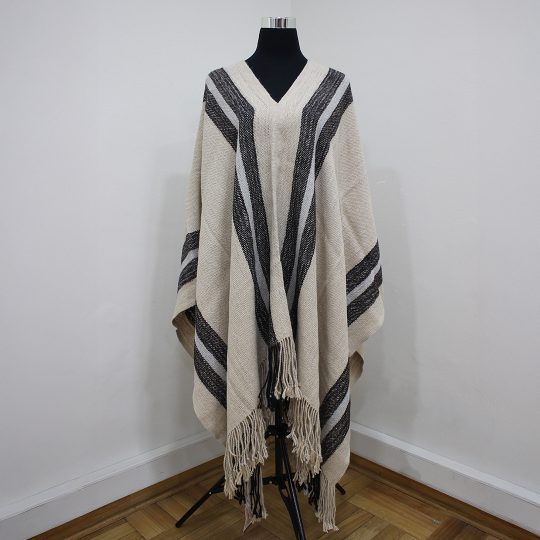 Poncho liso beige - negro gris