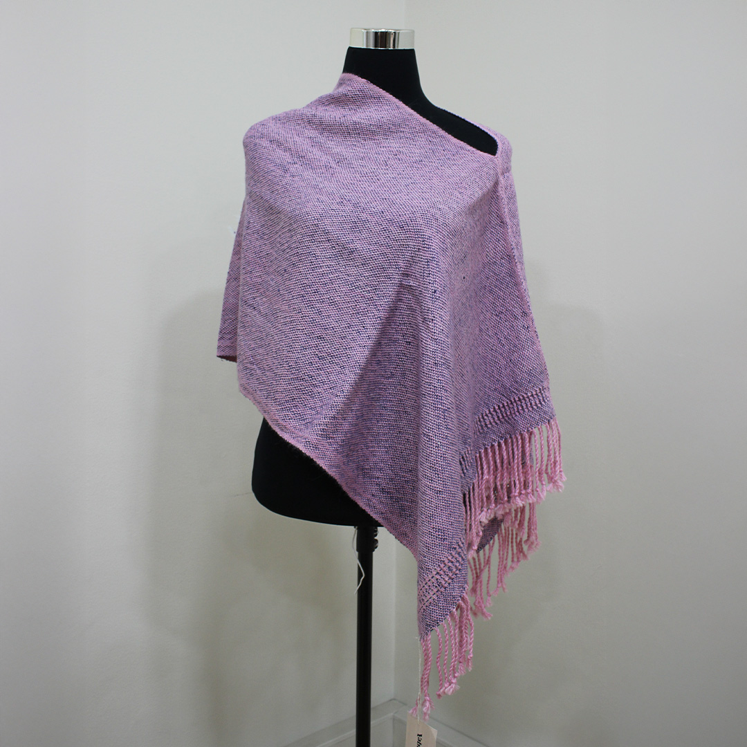 Poncho puntilla liso teñido rosado azul
